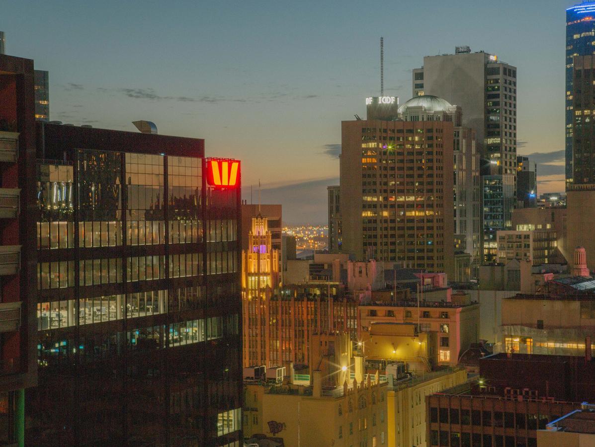 Apc On Bourke Aparthotel Melbourne Buitenkant foto